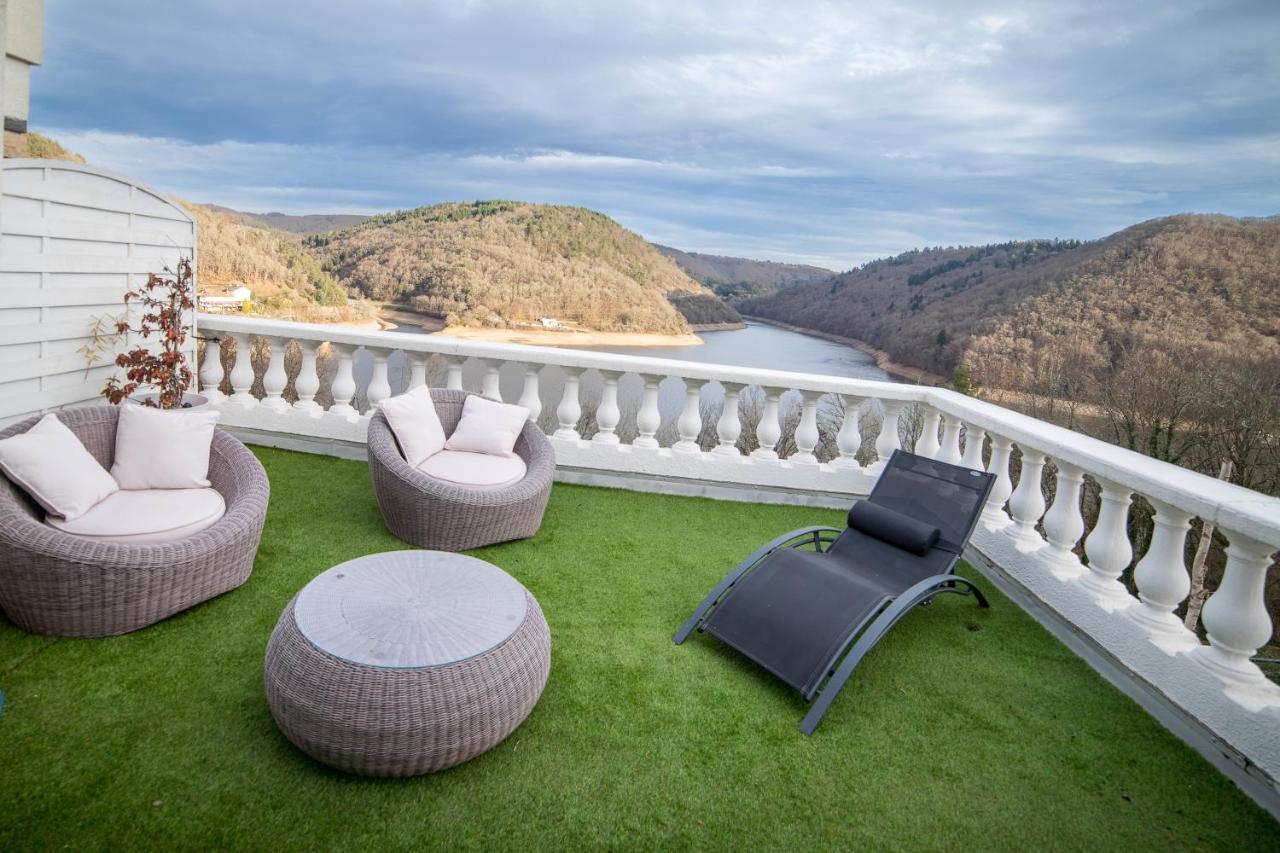Ma Villa Au Bord De L'Eau Miremont  Eksteriør bilde